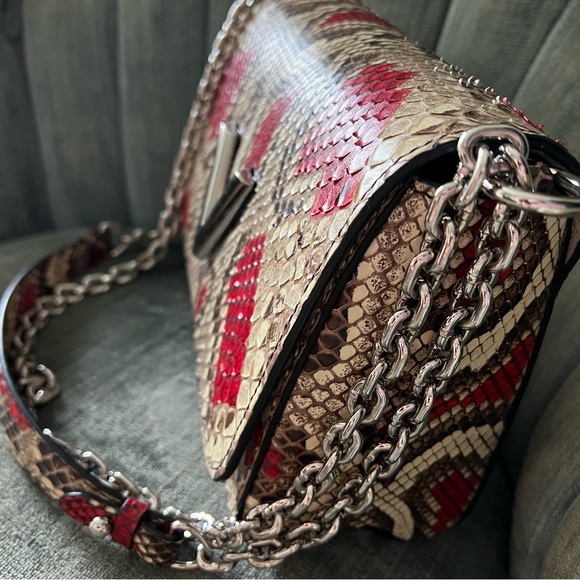 *RARE* Louis Vuitton Twist MM Purse in Red Python - Picture 2 of 16